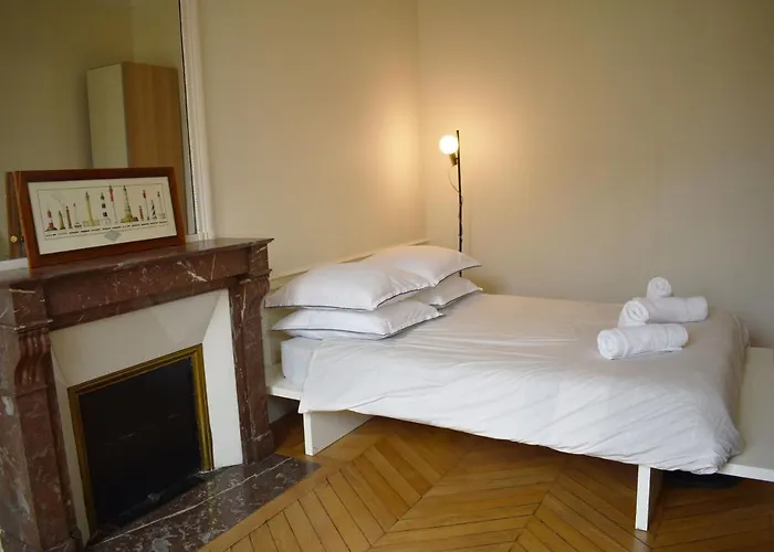 Parc Monceau Apartment *