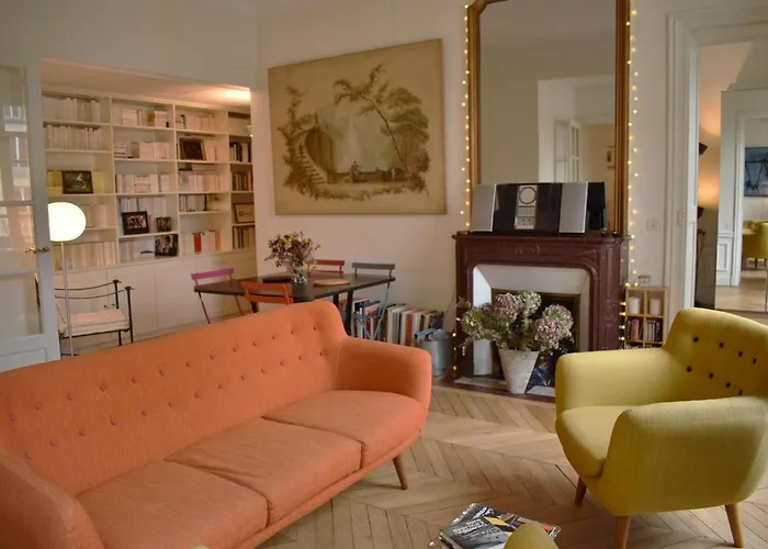 Parc Monceau Апартаменты Париж